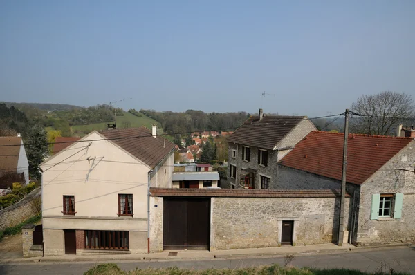 Francia, el pueblo de Oinville sur Montcient — Foto de Stock