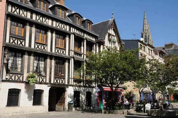 France, Place du Lieutenant Aubert in Rouen — Stock Photo, Image