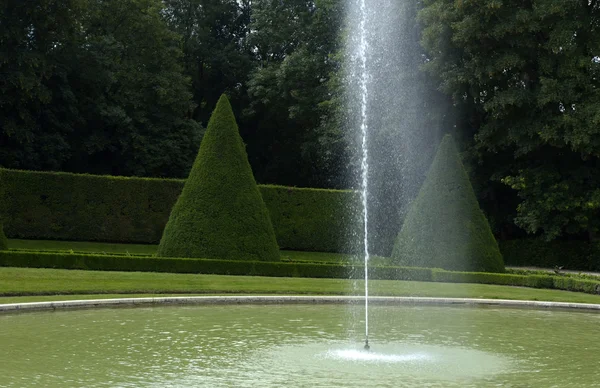 フランス、ソーテルヌの城の庭園 — ストック写真