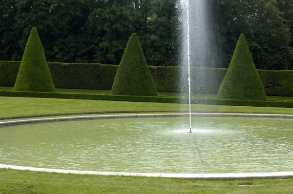 Франція, формального саду замку Sceaux — стокове фото