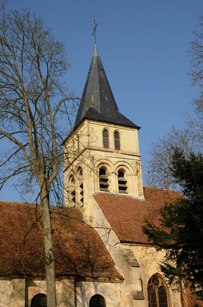 Ile de france, de gotische kerk van themericourt — Stockfoto
