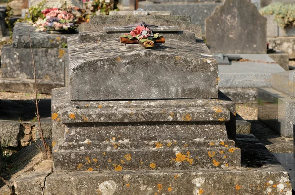 Il cimitero di Condecourt in Val d'Oise — Foto Stock