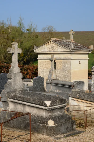Le cimetière de Condecourt dans le Val d'Oise — Photo