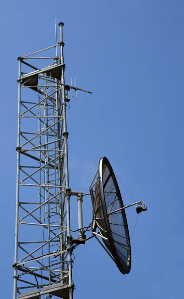 France, a parabolic antenna on a pylon — Stock Photo, Image