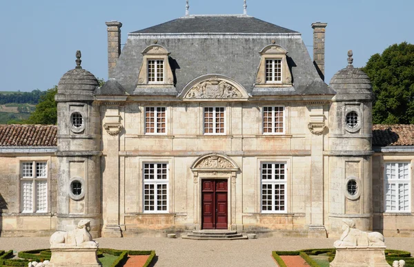 França, o castelo clássico de Malle em Gironde — Fotografia de Stock