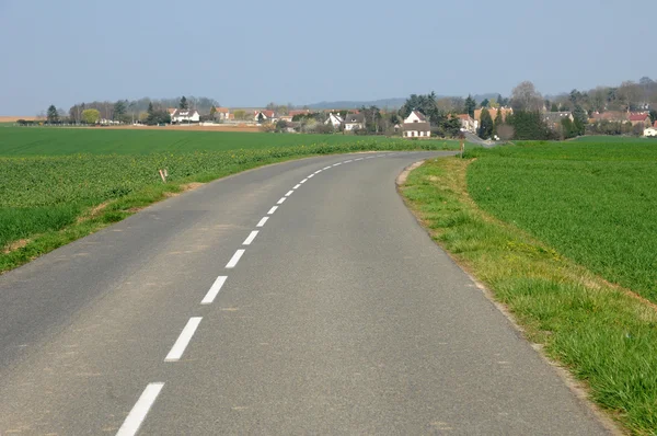 A country road in Val d Oise — Stock Photo, Image