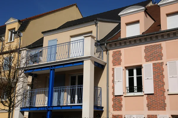 Ile de 法国，住宅块在 vaureal — 图库照片