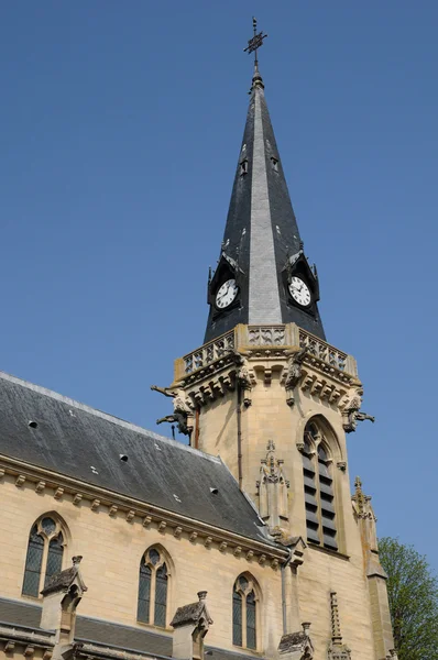 Церковь Виньи в Валь-д "Уаз — стоковое фото