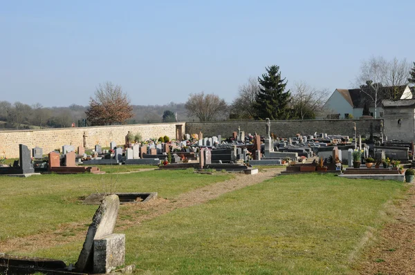 O cemitério de Sagy em Val d Oise — Fotografia de Stock
