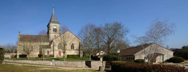Церква Fremainville в Val d Уаза — стокове фото