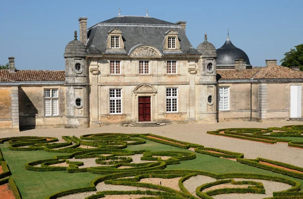Frankrike, klassisk slottet av malle i gironde — Stockfoto
