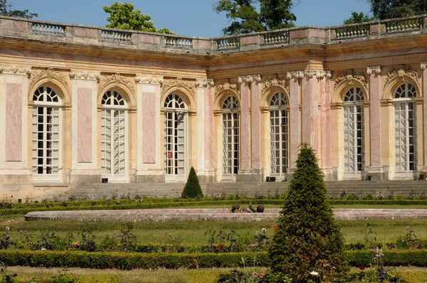 Le Grand Trianon no parque de Versalhes — Fotografia de Stock