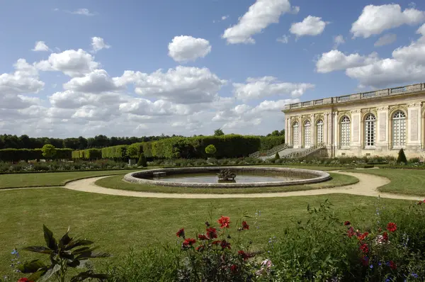 Le Belvédère dans le parc du château de Versailles — Photo