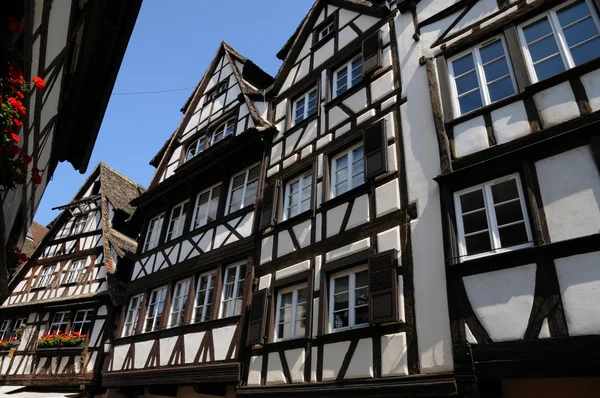 Maison ancienne dans le quartier de la Petite France à Strasbourg — Photo