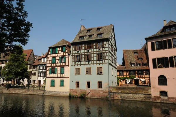 Gammalt hus i stadsdelen La Petite Frankrike i Strasbourg — Stockfoto