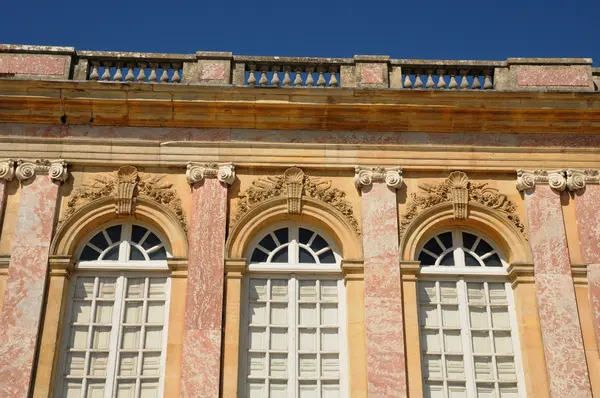 Le Grand Trianon у Версалі — стокове фото