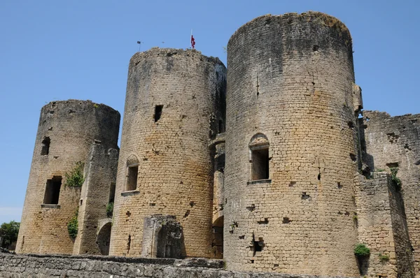 Castle of Villandraut in Gironde — Stock Photo, Image