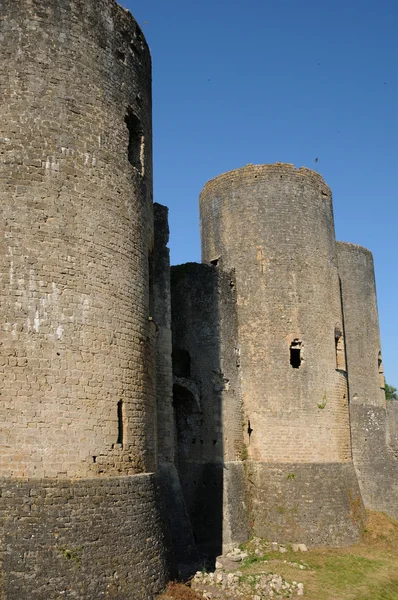 Castillo de Villandraut en Gironda — Foto de Stock