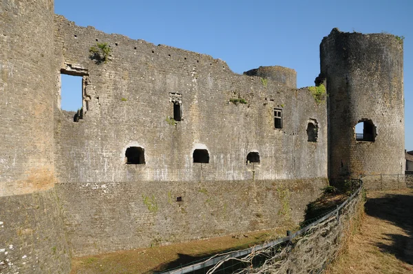 stock image Castle of Villandraut in Gironde