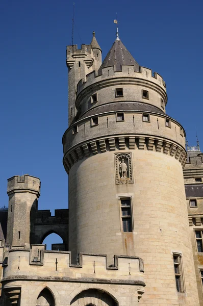 Франция, замок Пьерфон в Пикардии — стоковое фото
