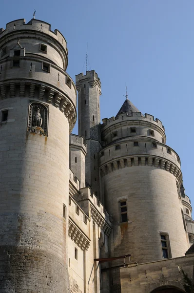 法国城堡的 pierrefonds 在上海青青 — 图库照片