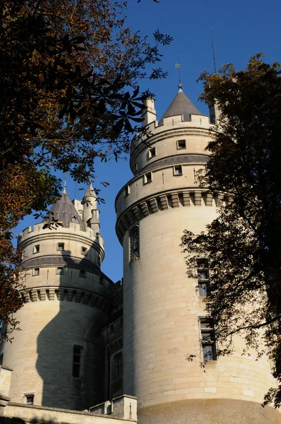 Francia, castillo de Pierrefonds en Picardie — Foto de Stock