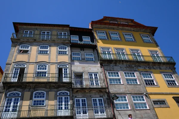 Старі будинки міста Порто в Португалії — стокове фото