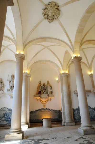 Interiér kláštera alcobaca v Portugalsku — Stock fotografie
