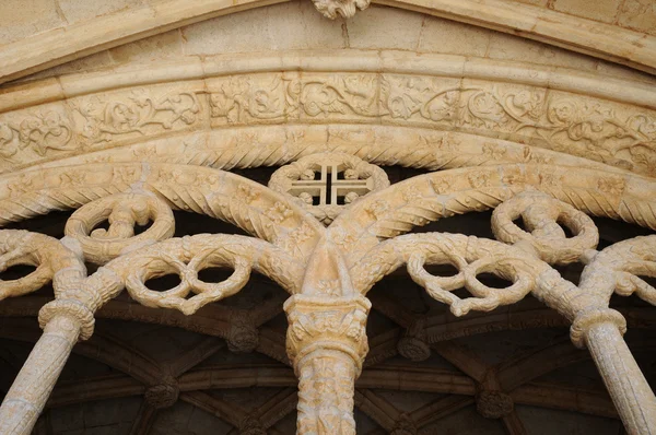 포르투갈, 리스본에서 Jeronimos 수도원의 회랑 — 스톡 사진