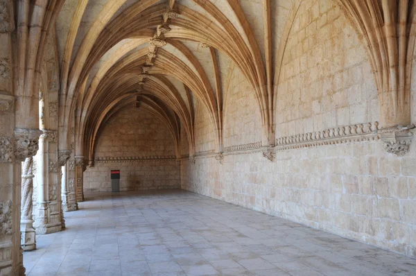 Portugal, cloister of Jeronimos monastery in Lisbon — Stock Photo, Image