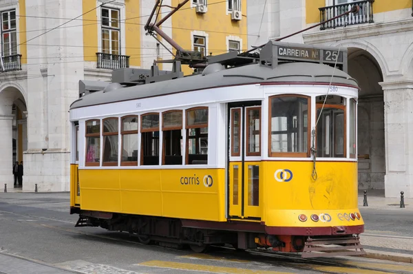 리스본의 접기 쉬운 오래 된 트램웨이, 포르투갈 — 스톡 사진