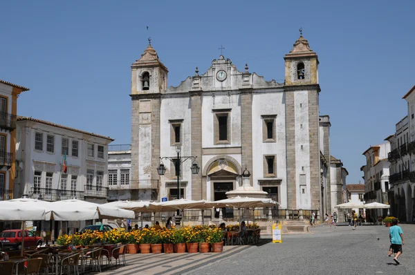 A praça histórica de Do Giraldo em Évora — Fotografia de Stock