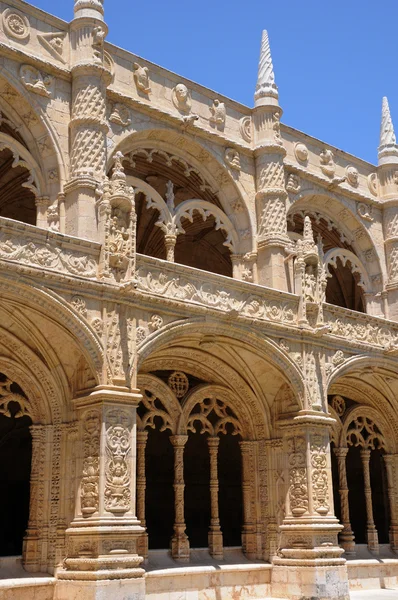 Portugal, kreuzgang des jeronimos klosters in lisbon — Stockfoto