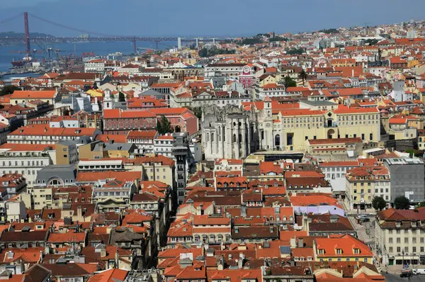 Portugal, lisbon blick von der burg von saint george — Stockfoto