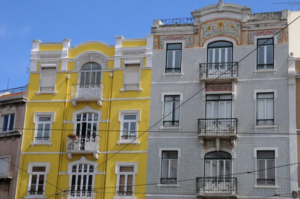 Португалия, старое историческое здание в центре Лисбона — стоковое фото