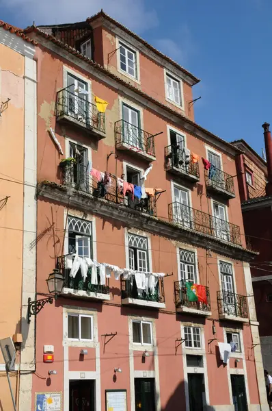 Portugal, antiguo histórico edificio en el centro de Lisboa — Stockfoto