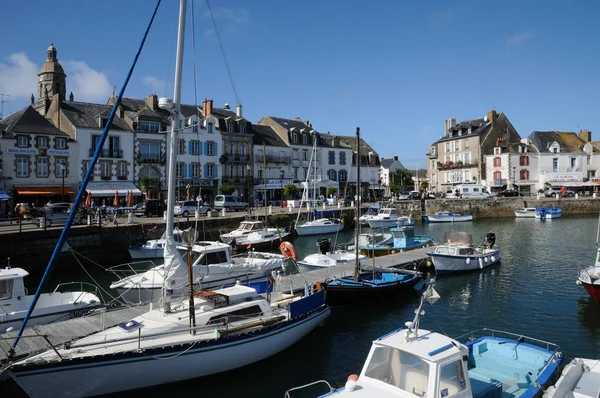 Francie, rybářský přístav le croisic — Stock fotografie