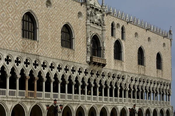 Italia, el palacio del dogo en Venecia — Foto de Stock