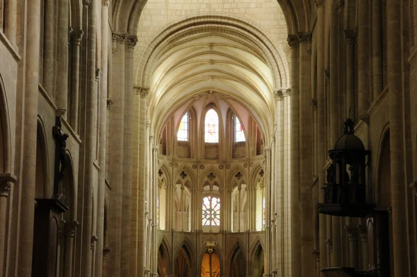 Caen, de abbaye aux hommes in Normandië — Stockfoto