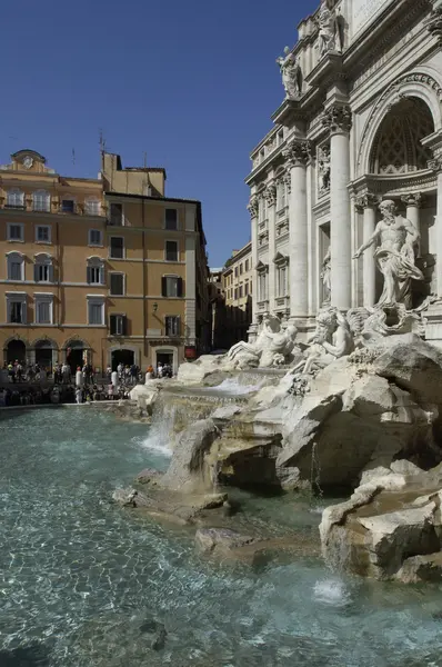 La famosa fontana di Trevi o fontana di Trevi a Roma — Foto Stock