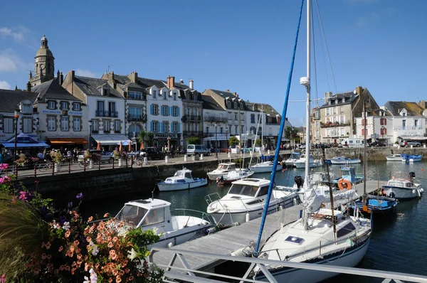 Francia, el puerto pesquero de Le Croisic — Foto de Stock