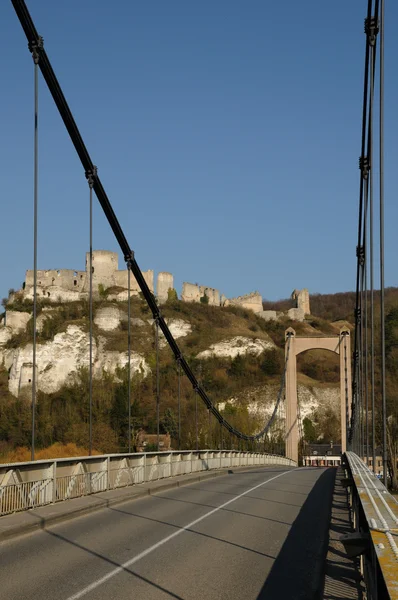 Fransa, asma köprü, les andelys de normandie — Stok fotoğraf