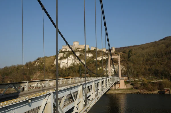 França, ponte suspensa de Les Andelys na Normandia — Fotografia de Stock