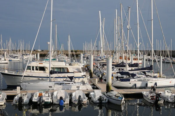 Loire atlantique, zeilschepen in pornichet haven — Stockfoto