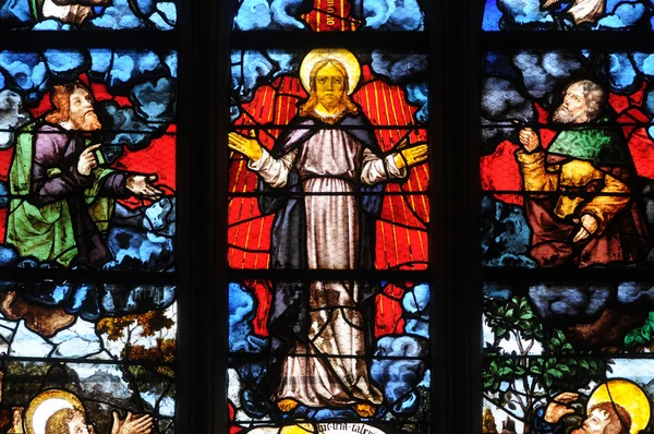 França, vitral na igreja São Martinho de Triel — Fotografia de Stock