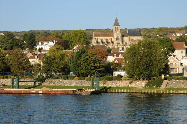 フランス、triel ・ シュル ・ セーヌ川の都市 — ストック写真