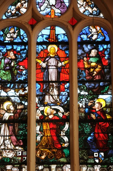 France, stained glass window in the church Saint Martin of Triel — Stock Photo, Image