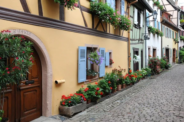 Франції Ельзас, мальовничий старий будинок в Eguisheim — стокове фото