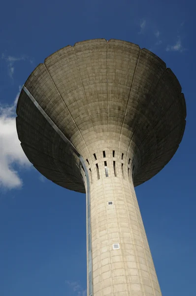 Torre de água de Les Mureaux em França — Fotografia de Stock