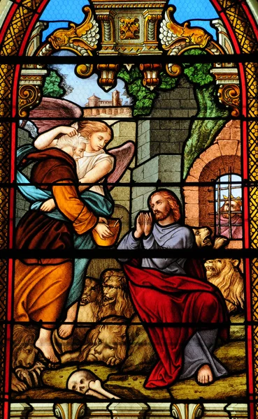 Francie, mozaikové okno v kostele les mureaux — Stock fotografie